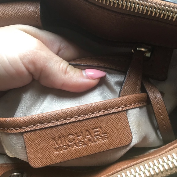 Michael Kors Bag - Picture 3 of 5